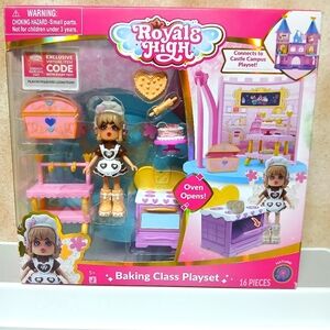 New Royal High Baking Class Playset - 16 Pieces